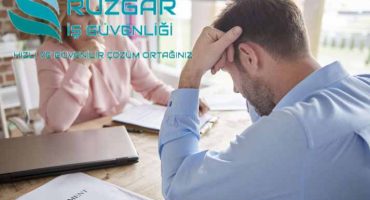 isyerinde-psikolojik-guvence-stres-ve-zorlayici-faktorlerle-basa-cikma-rehberi İşyerinde Psikolojik Güvence: Stres ve Zorlayıcı Faktörlerle Başa Çıkma Rehberi